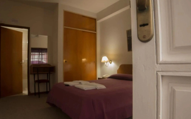 Hotel de Cine Las Golondrinas