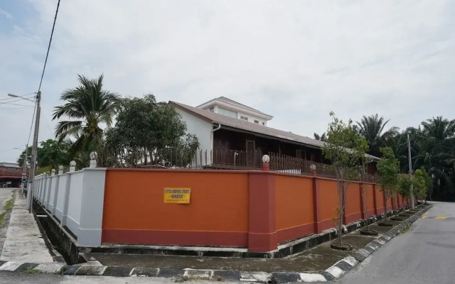 Little Kampung Studio