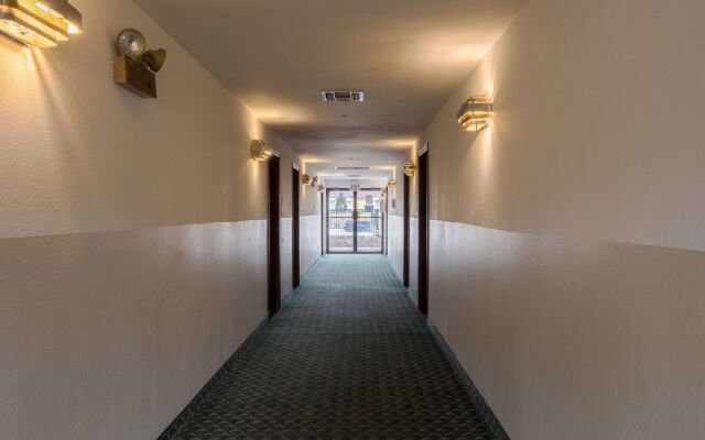 Super 8 by Wyndham Williams West Route 66/Grand Canyon Area