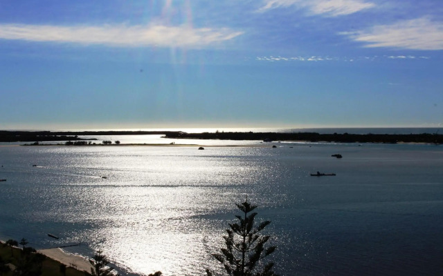 Crystal Bay on the Broadwater