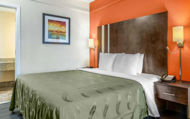 Quality Inn & Suites Jacksonville-Baymeadows