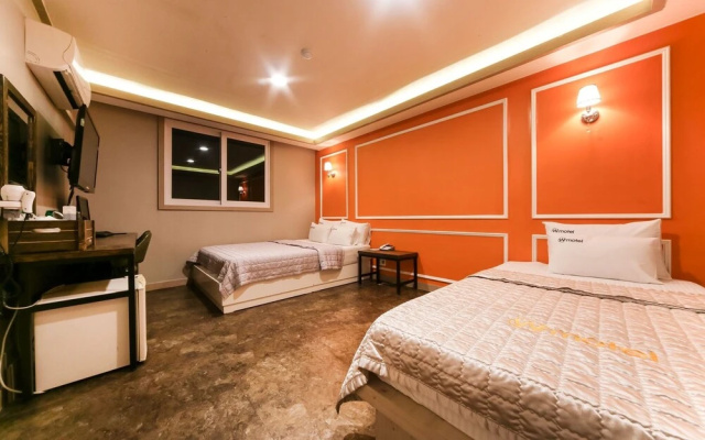 Gumi Indong Hotel Won (One Hotel)