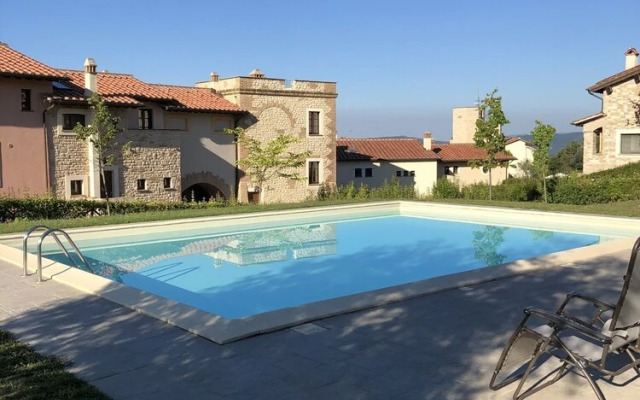 Entire House With Panoramic Views and use of Pool