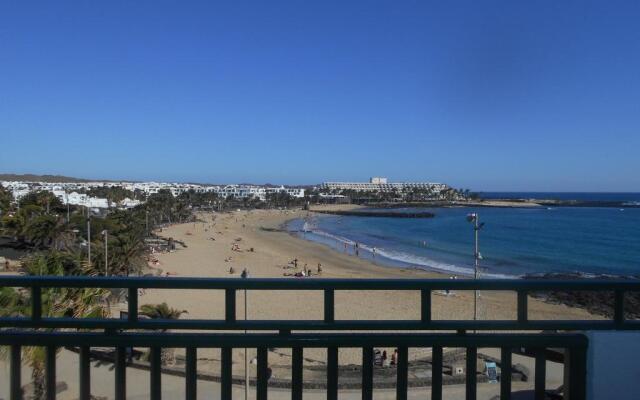 Realrent Costa Teguise Beach