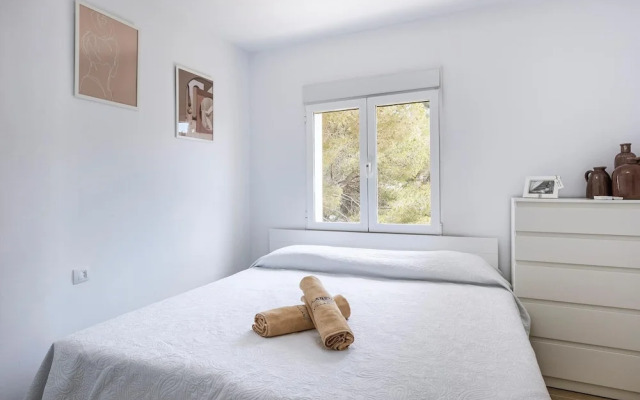 Rijos in J vea With 3 Bedrooms and 3 Bathrooms