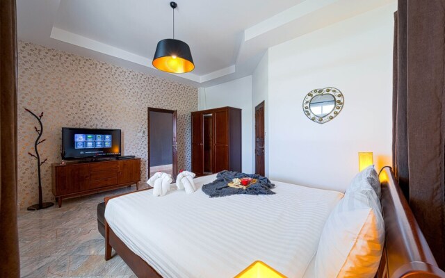 Luxurious 5-Bed Private Pool Villa - PV6