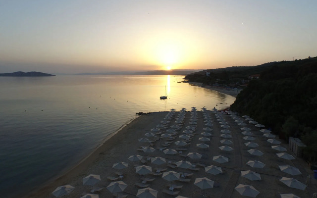 Aristoteles Holiday Resort & Spa