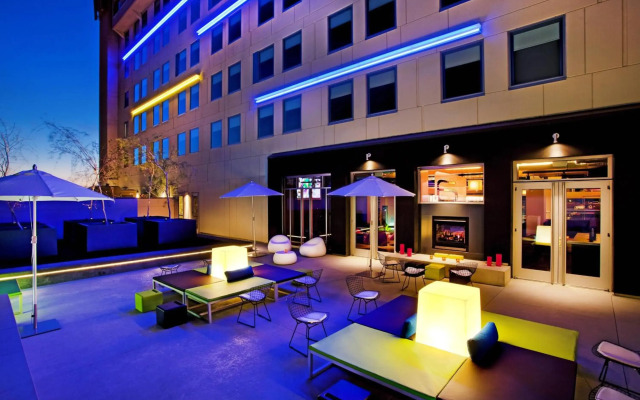 Aloft Tucson University