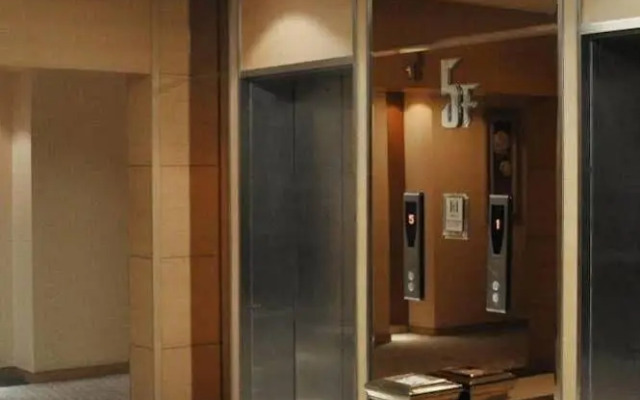 Zhonghui Hotel