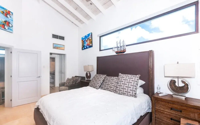 Pristine Bay 1316 2 Bedroom Home