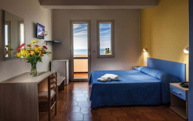 Villaggio Baia Calavà Hotel e Residence