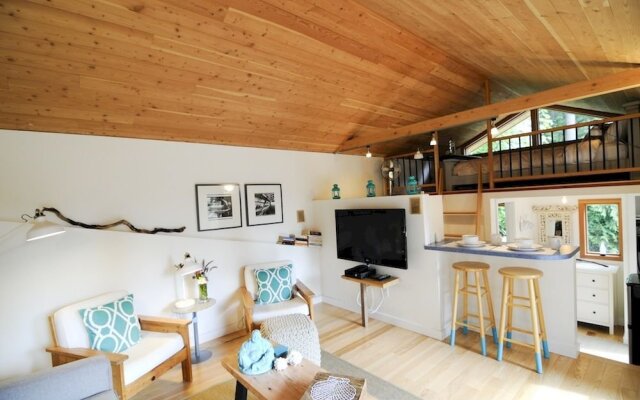 Nectar Yoga B&B Bowen Island