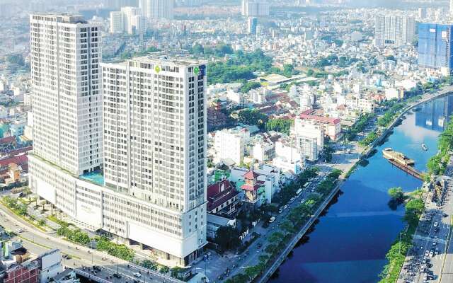 Saigon Apartment - RiverGate Residence