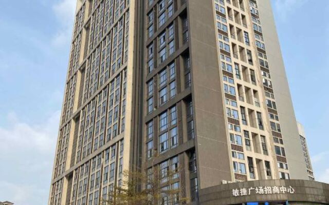 8 Days Chain Apartment Hotel Guangzhou Shangcheng International