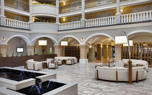 Embassy Suites by Hilton Orlando International Dr Conv Ctr