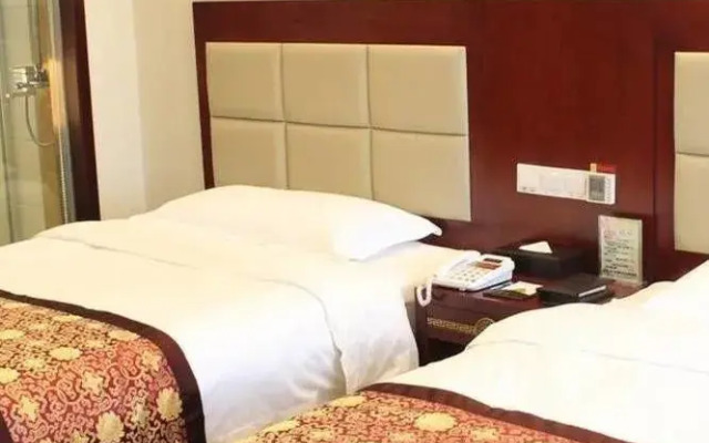 Vienna Longgang Hotel