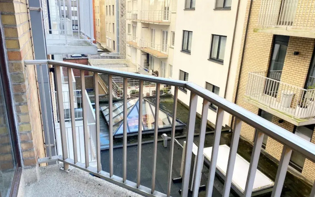 Beachside Modern Retreat