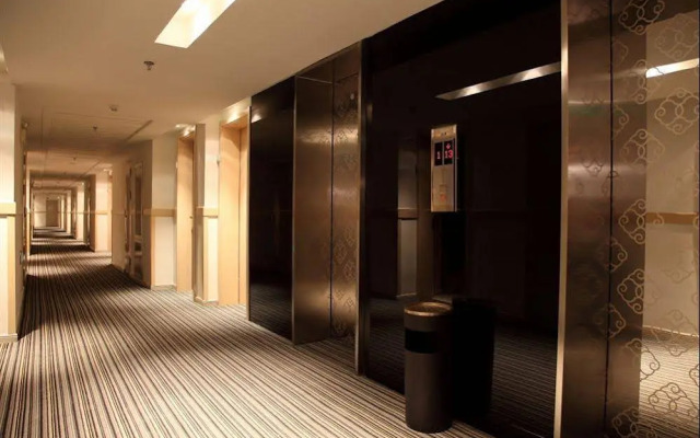 Shenyang Yashi Express Hotel