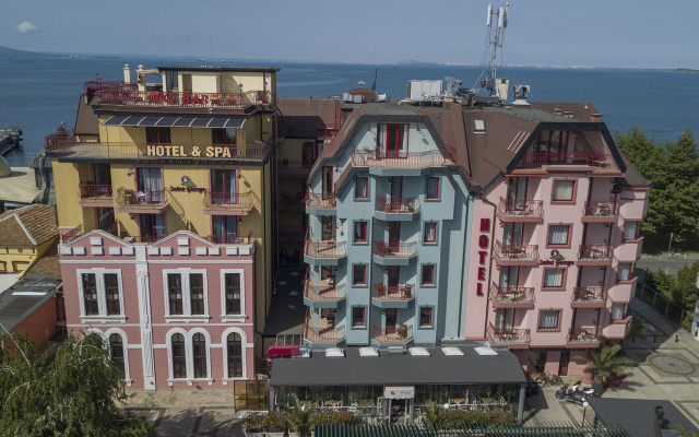 Saint George Hotel & Medical Spa