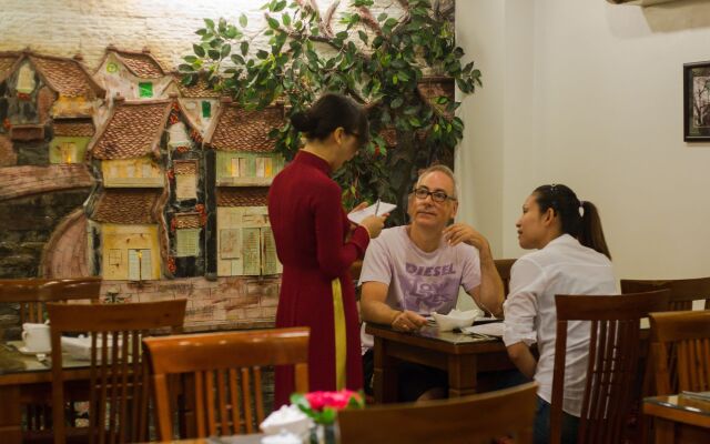 La Storia Ruby Hotel