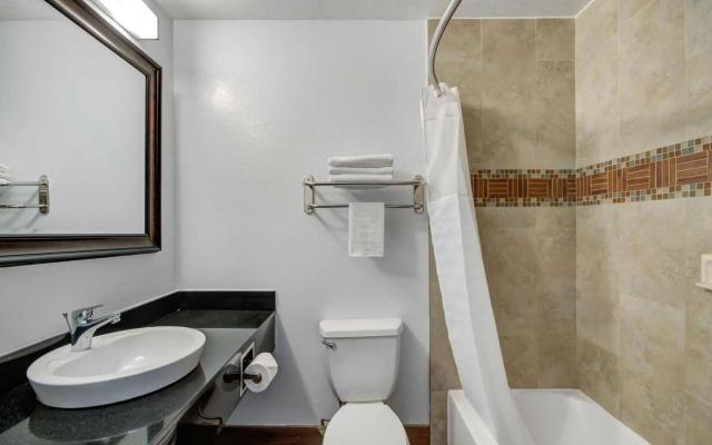 Motel 6 Ontario, CA - Convention Center - Airport