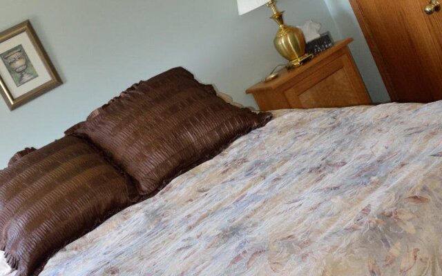 Gemstone Guest House and B&B