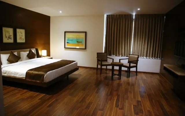 Five Petals Hotel & Banquets