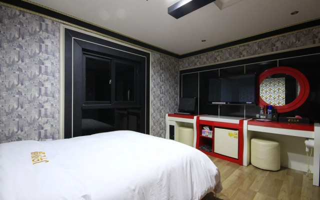 Gwangju Chungjang-ro J Untel