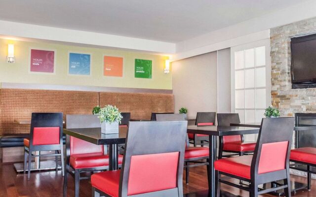 Comfort Inn Newmarket