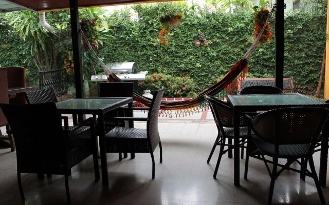 Hostal Cocos Inn