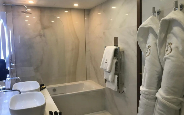 The Duke Boutique Hotel