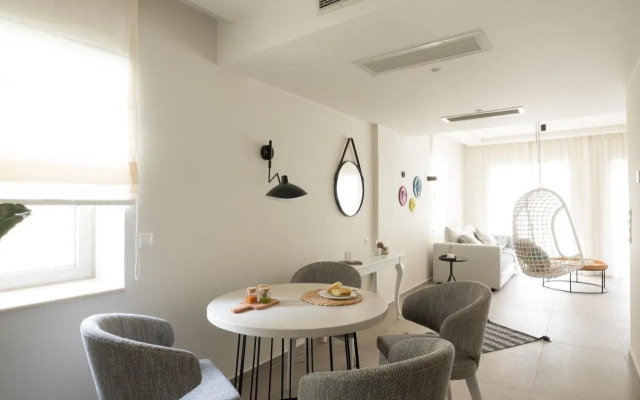 Anemolia Parga Suites