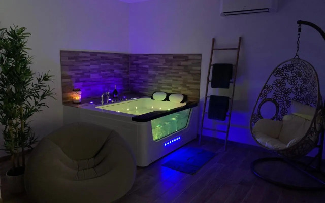 Appartement Cosy Jacuzzy Luxe Gare de Toulon