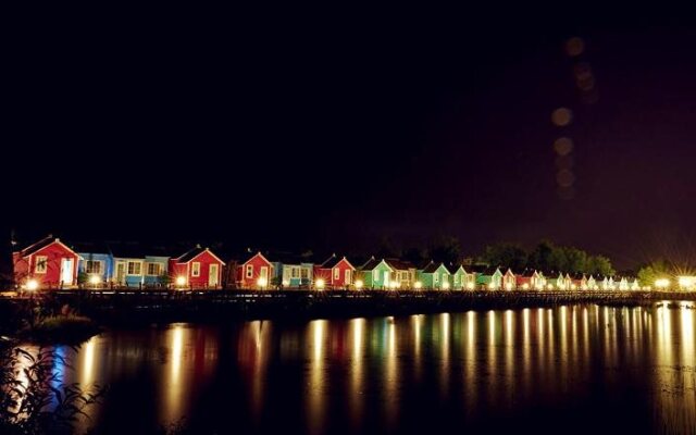 Lijiang Scenery Retreats Lake Front Villa Resort