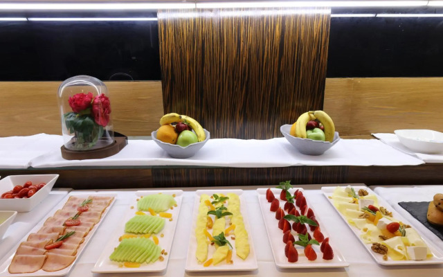 Silver Suites Hotel & Spa