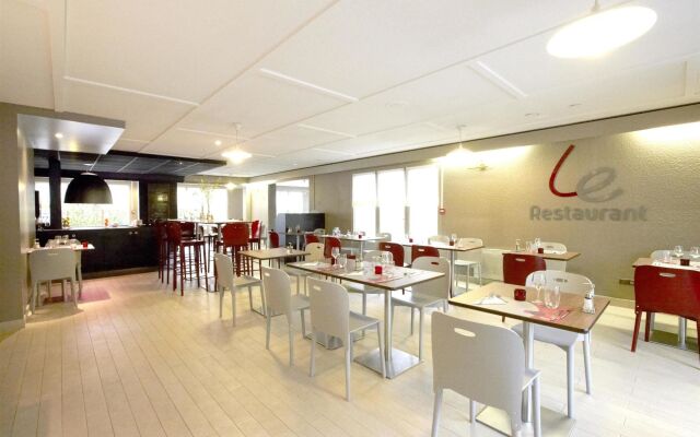 Greet Hotel Angouleme