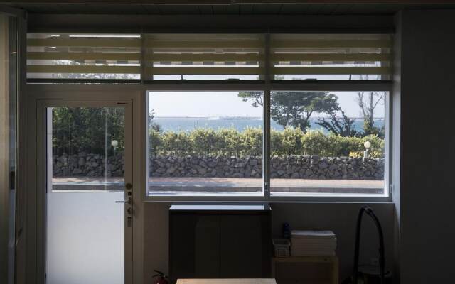 Aerang and Baebijang's House