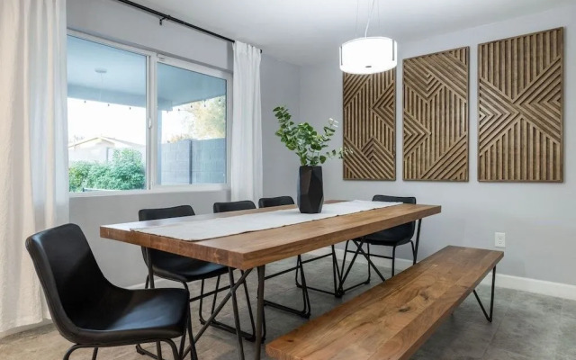 Phoenix Winchcomb 3 Bedroom Home by RedAwning