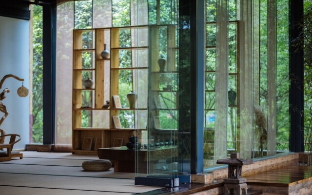Muise Tented Camp Resort