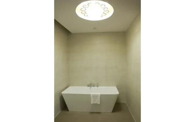 Lavande Hotel (Beijing Universal Resort, Jiukeshu Metro Station)