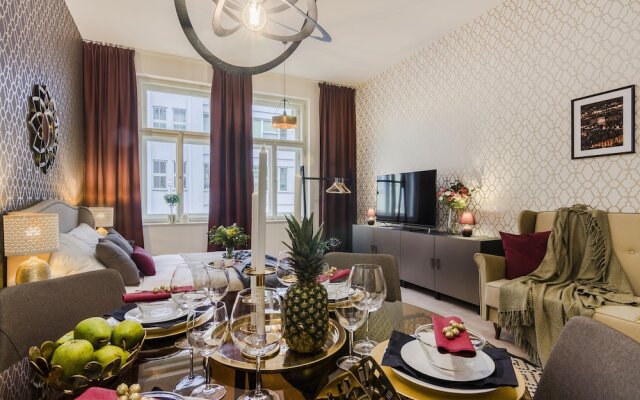 Royal APTs Prague by Michal&Friends