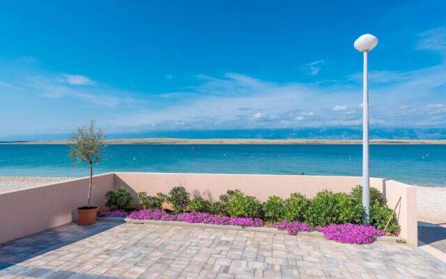 Luxury Apartments - La Vir 5& 6