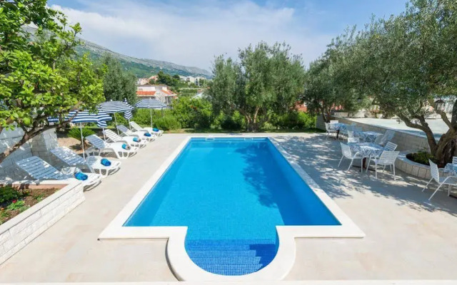 Villa Tomasovic