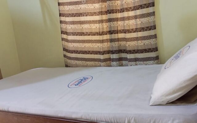 New Mahrus Hotel & Rooftop Restaurant