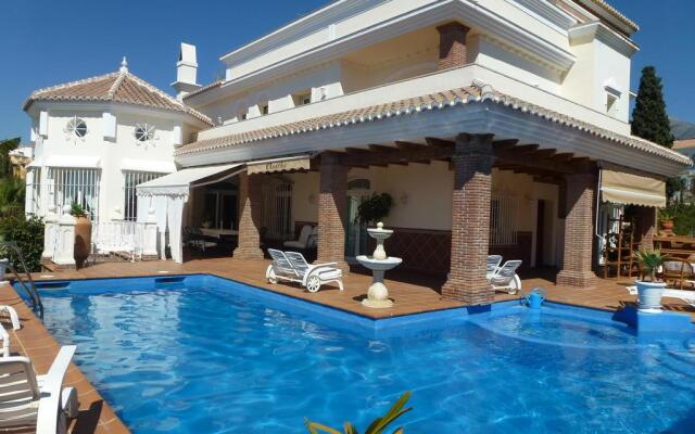 Villa Pergola Luxury B&B