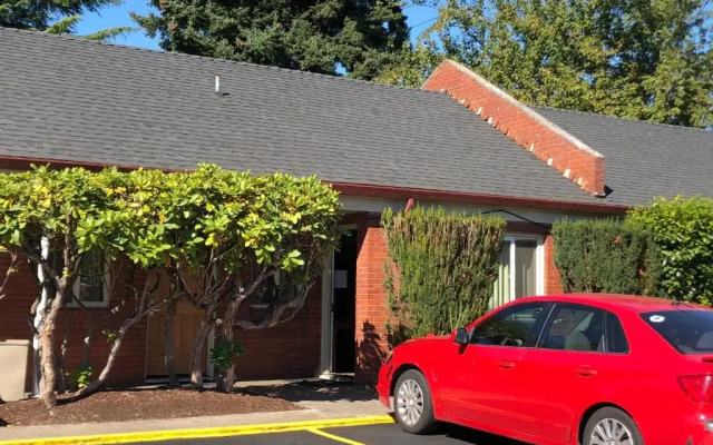 Monticello Motel