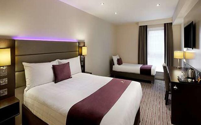 Premier Inn Watford Central