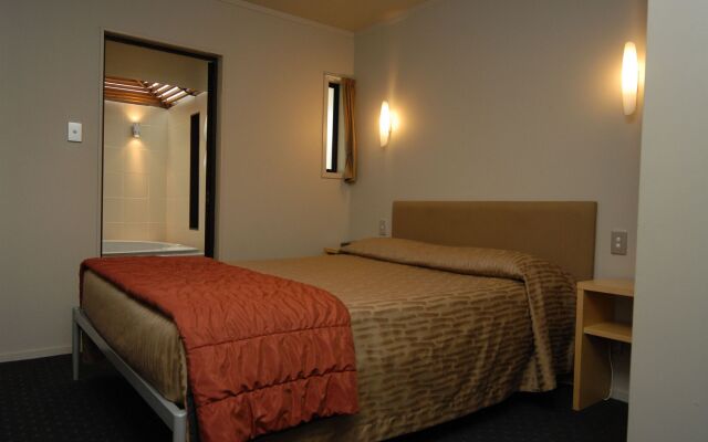 Bentleys Motor Inn