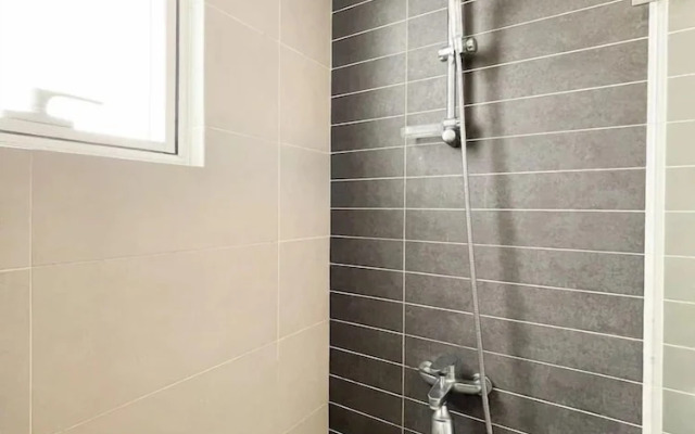 Sunrise City View Apartment