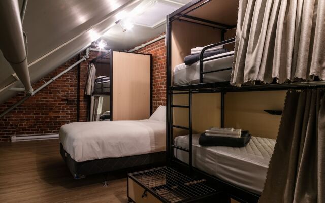 QBEDS Hostel